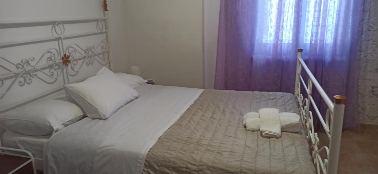 Akti Miaouli Holiday Home Vari  Екстер'єр фото
